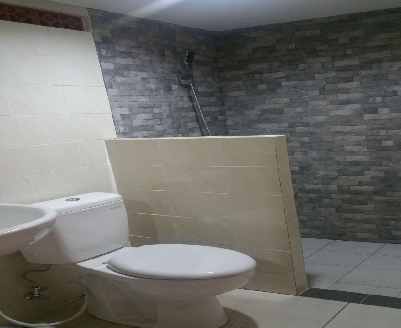 Dewa Bharata Bungalows Legian الغرفة الصورة